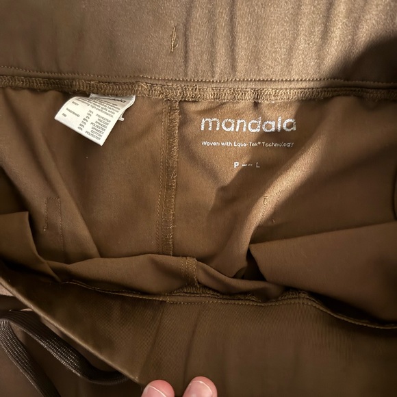 Woman’s brown Mandala scrub bottoms - Picture 2 of 3